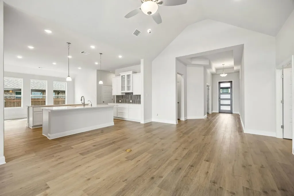 707 Cherry Bark Trail Waxahachie TX 75165