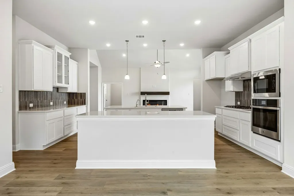 707 Cherry Bark Trail Waxahachie TX 75165