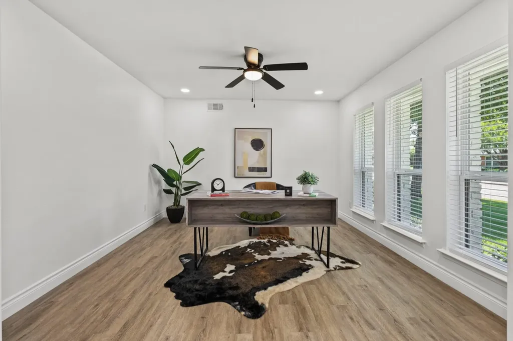 4105 Candlenut Lane Dallas TX 75244