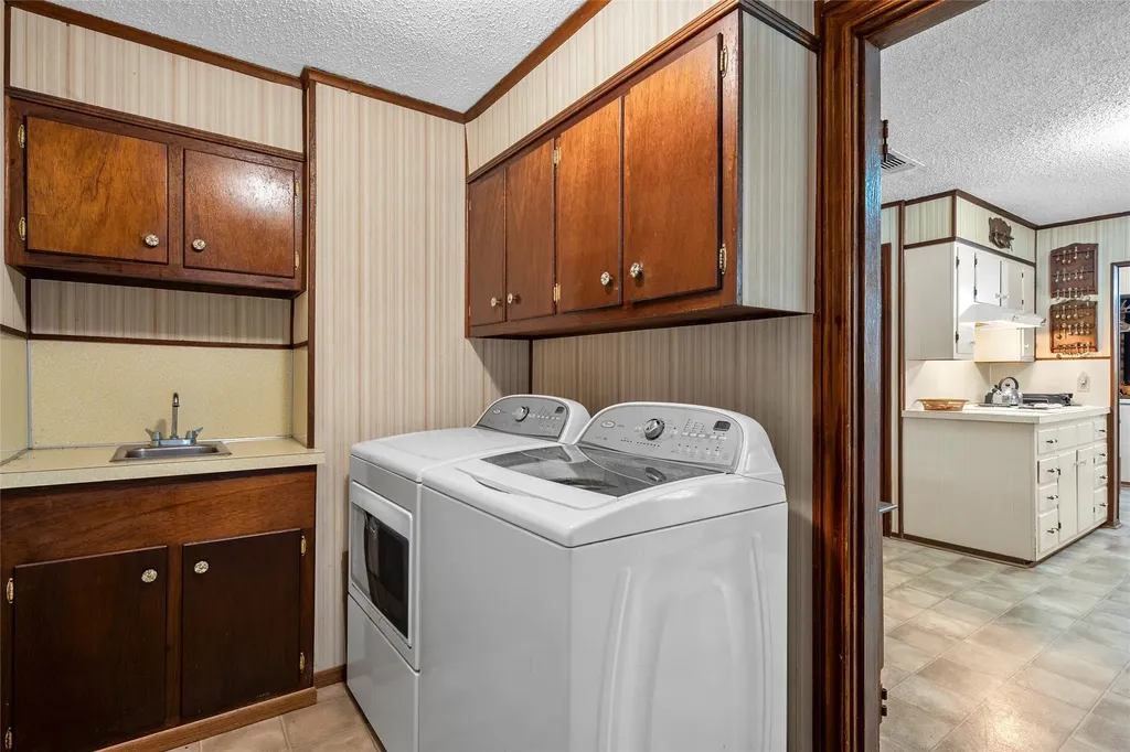 204 Christopher Drive Bruceville Eddy TX 76524