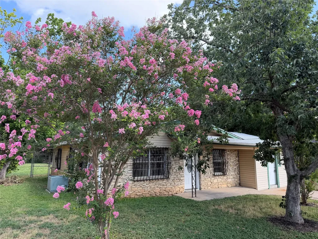 1060 Gardner Road Austin TX 78721