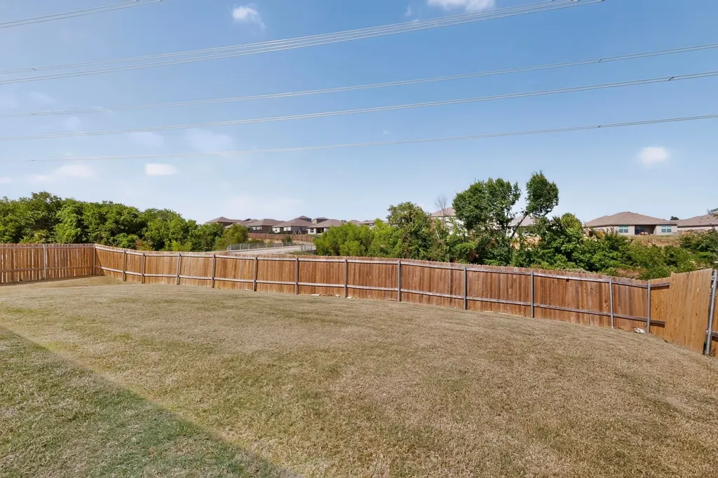 218 Banjo Trail Newark TX 76071