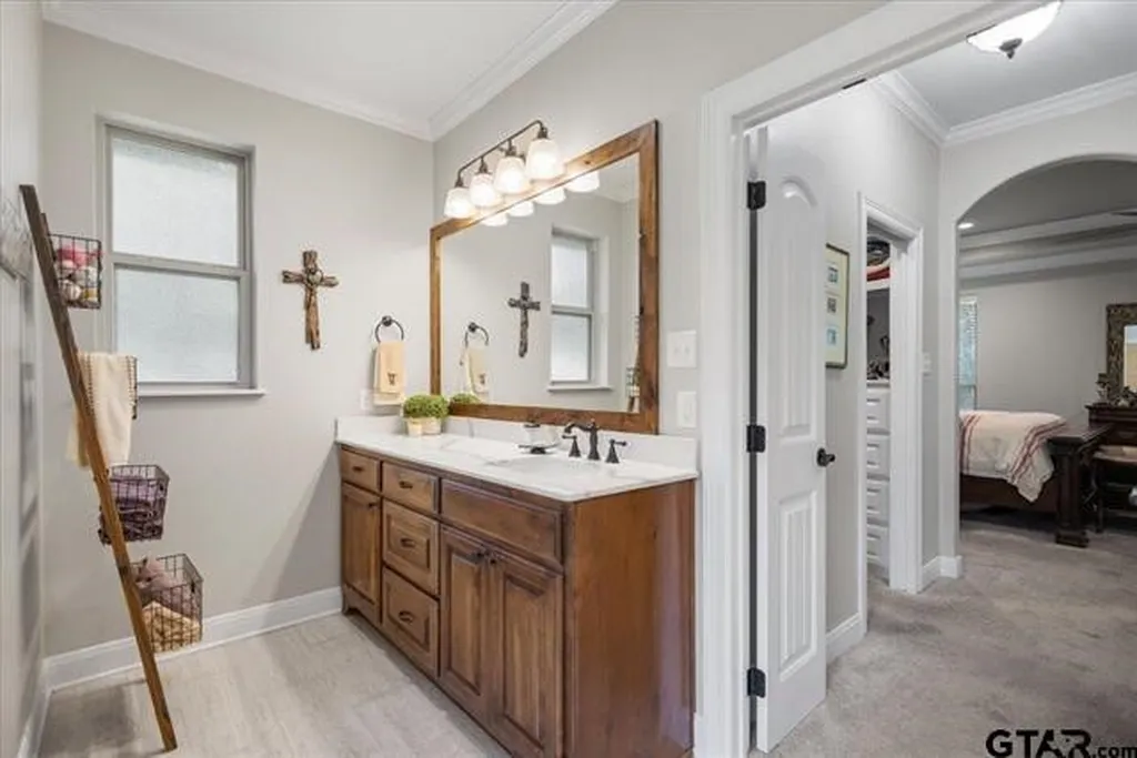 332 Hines Crossing Bullard TX 75757