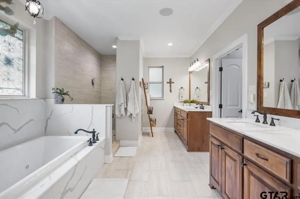 332 Hines Crossing Bullard TX 75757