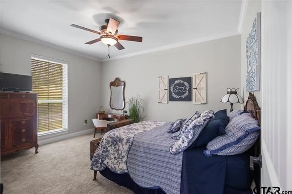 332 Hines Crossing Bullard TX 75757