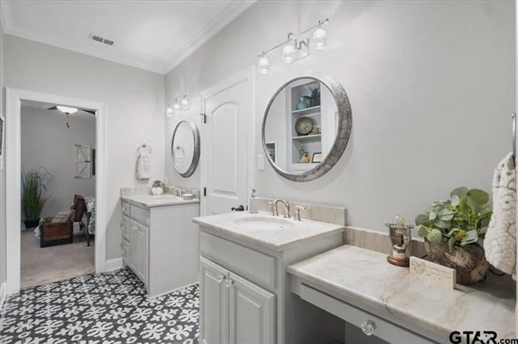 332 Hines Crossing Bullard TX 75757
