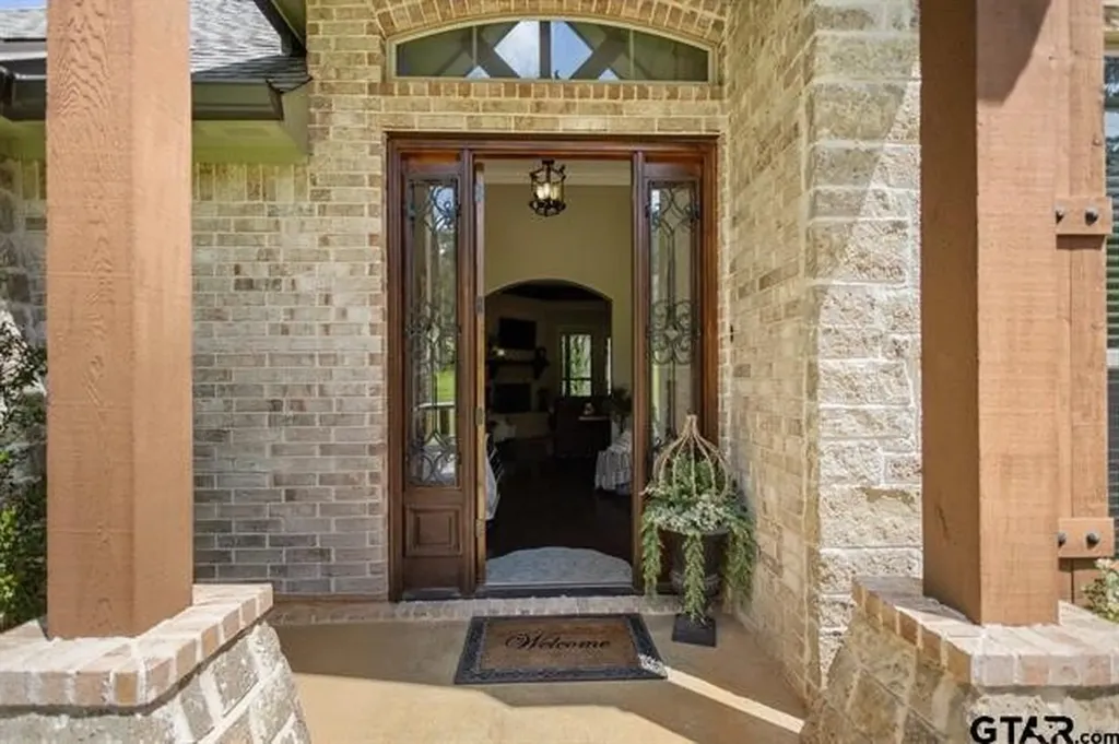 332 Hines Crossing Bullard TX 75757