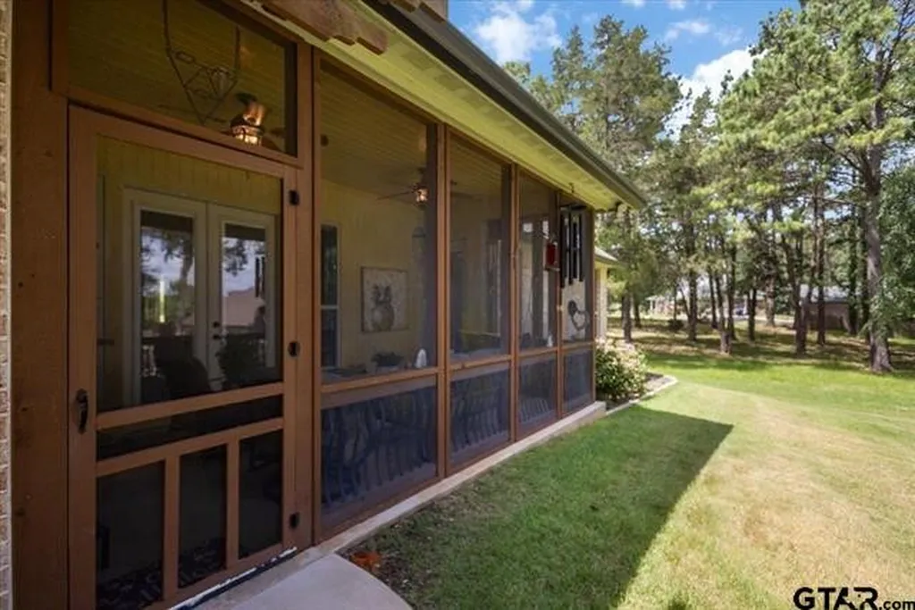 332 Hines Crossing Bullard TX 75757