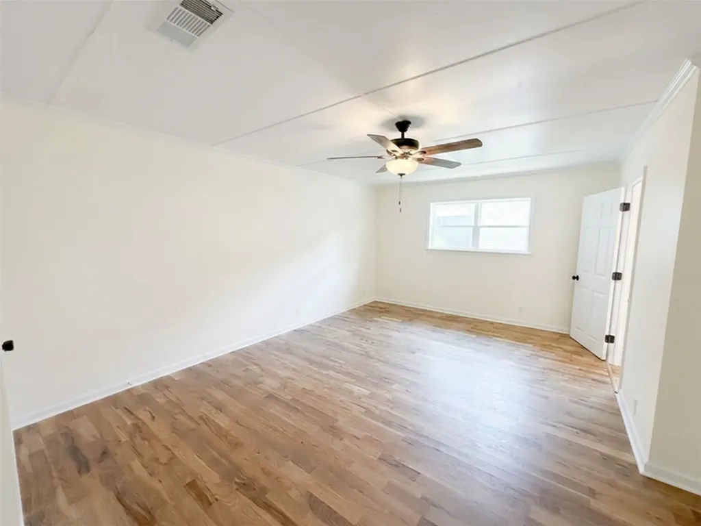 2011 N Houston Street Fort Worth TX 76164