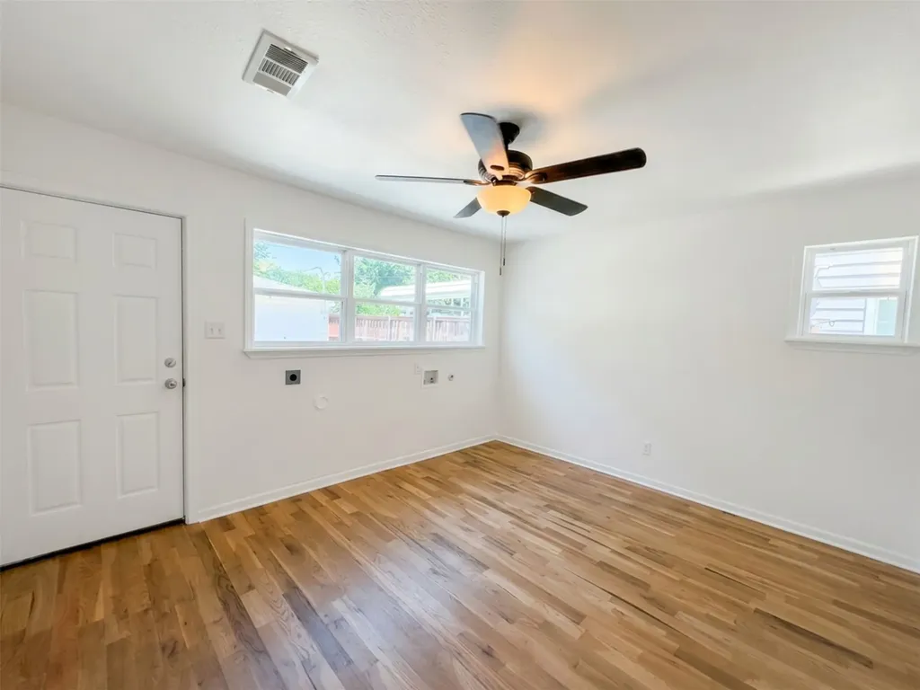 2011 N Houston Street Fort Worth TX 76164