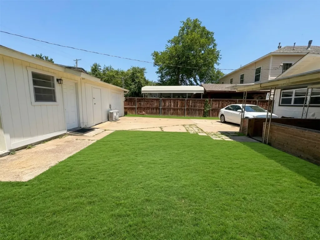 2011 N Houston Street Fort Worth TX 76164