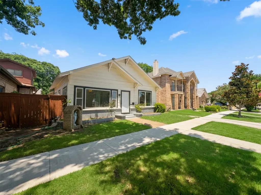 2011 N Houston Street Fort Worth TX 76164