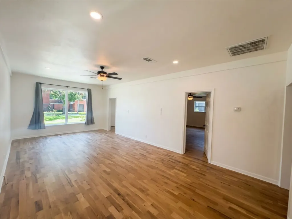 2011 N Houston Street Fort Worth TX 76164