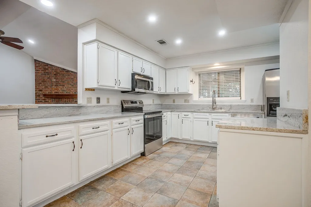1033 Filmore Drive Plano TX 75025