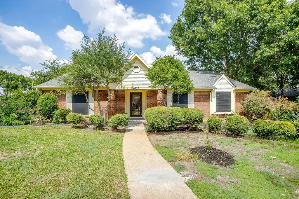 1033 Filmore Drive Plano TX 75025