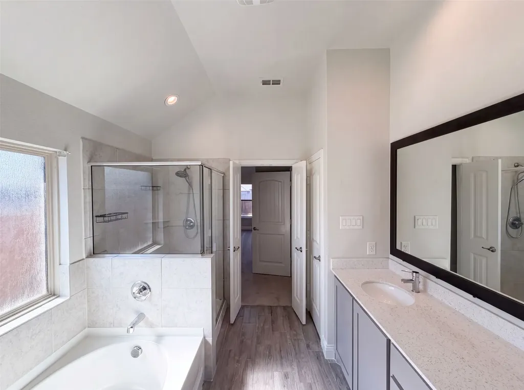 1530 Woodmere Drive Krum TX 76249