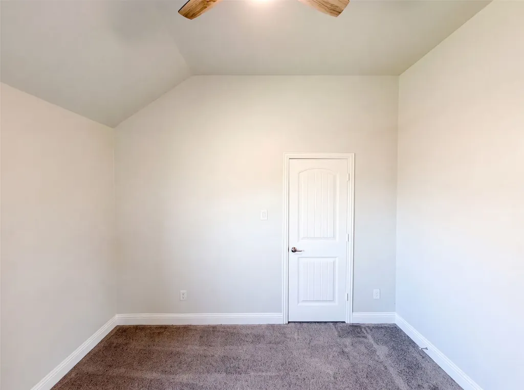 1530 Woodmere Drive Krum TX 76249