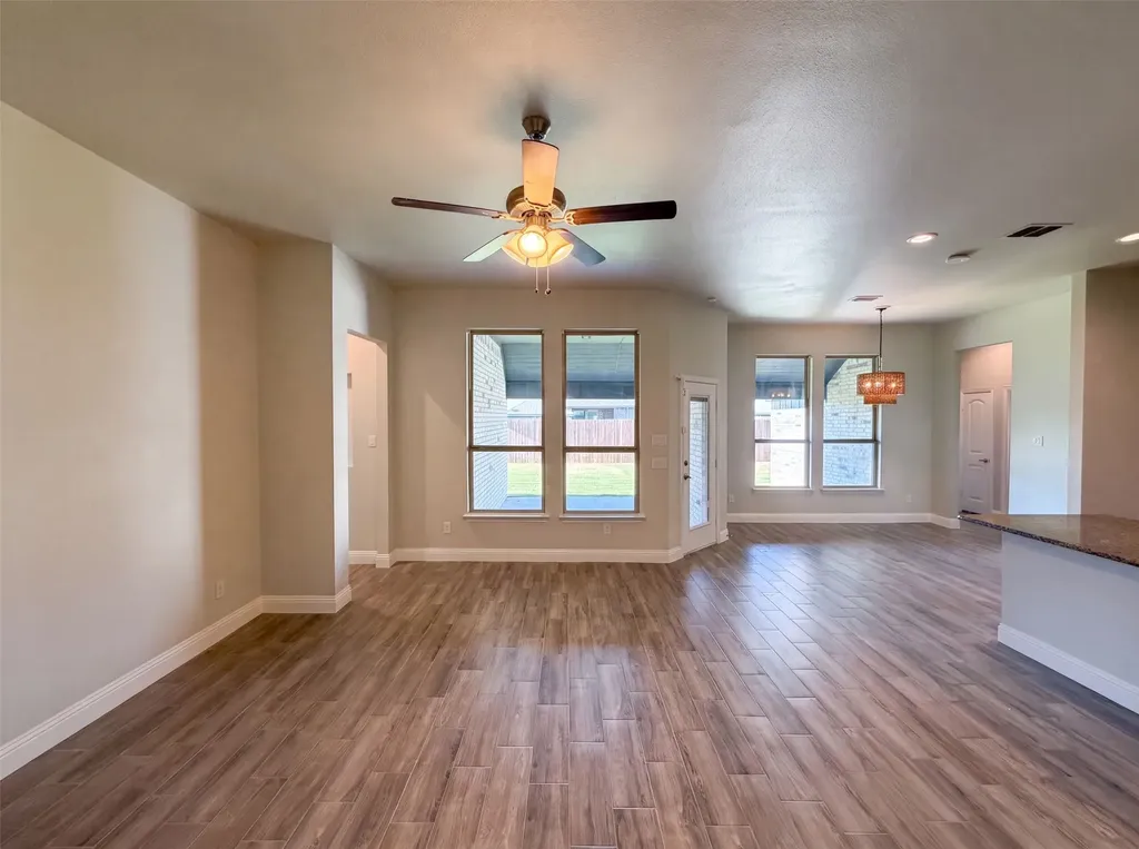 1530 Woodmere Drive Krum TX 76249
