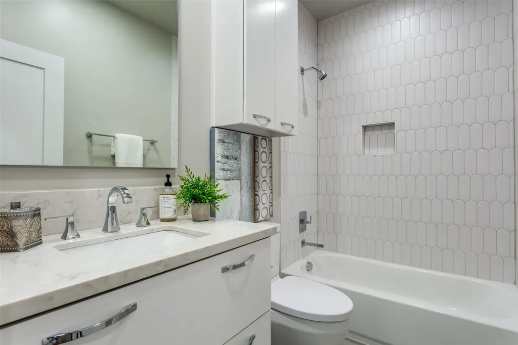 74 Cortes Drive Westlake TX 76262