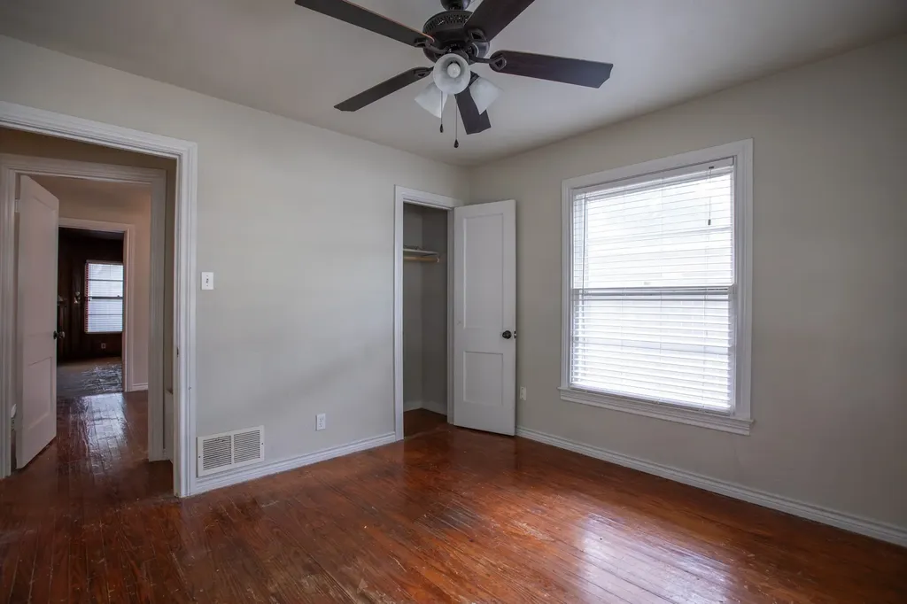 304 Roberts Avenue Terrell TX 75160