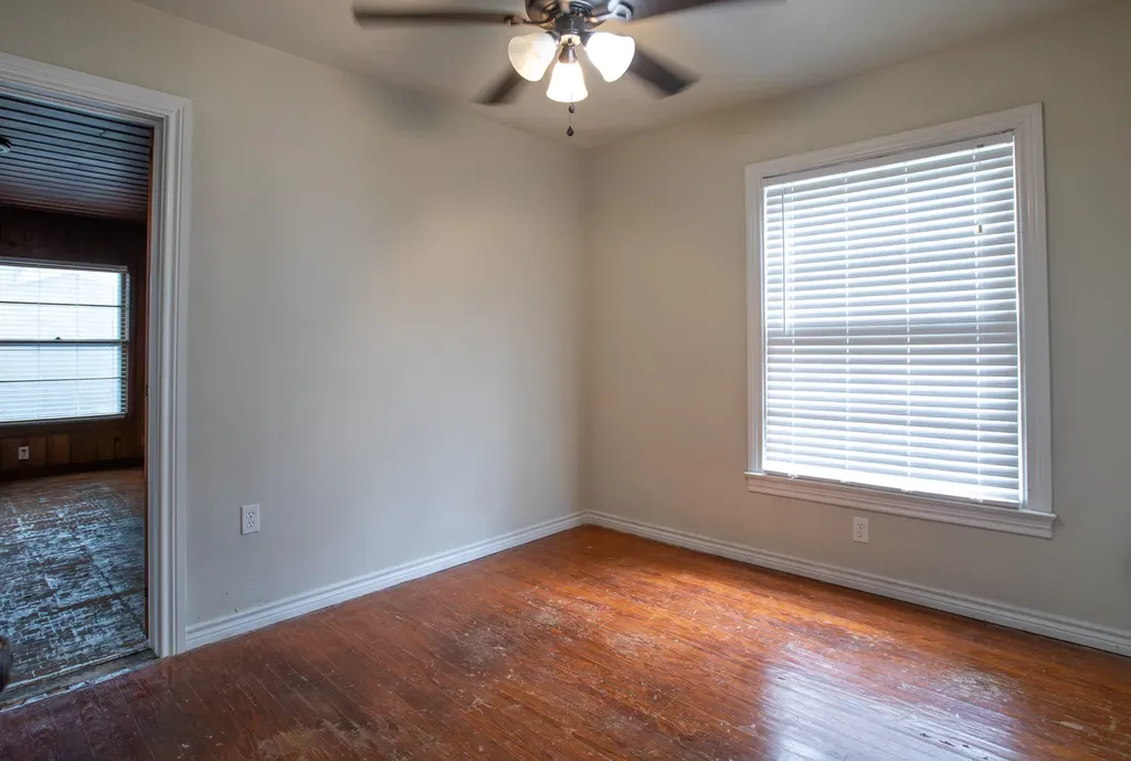 304 Roberts Avenue Terrell TX 75160