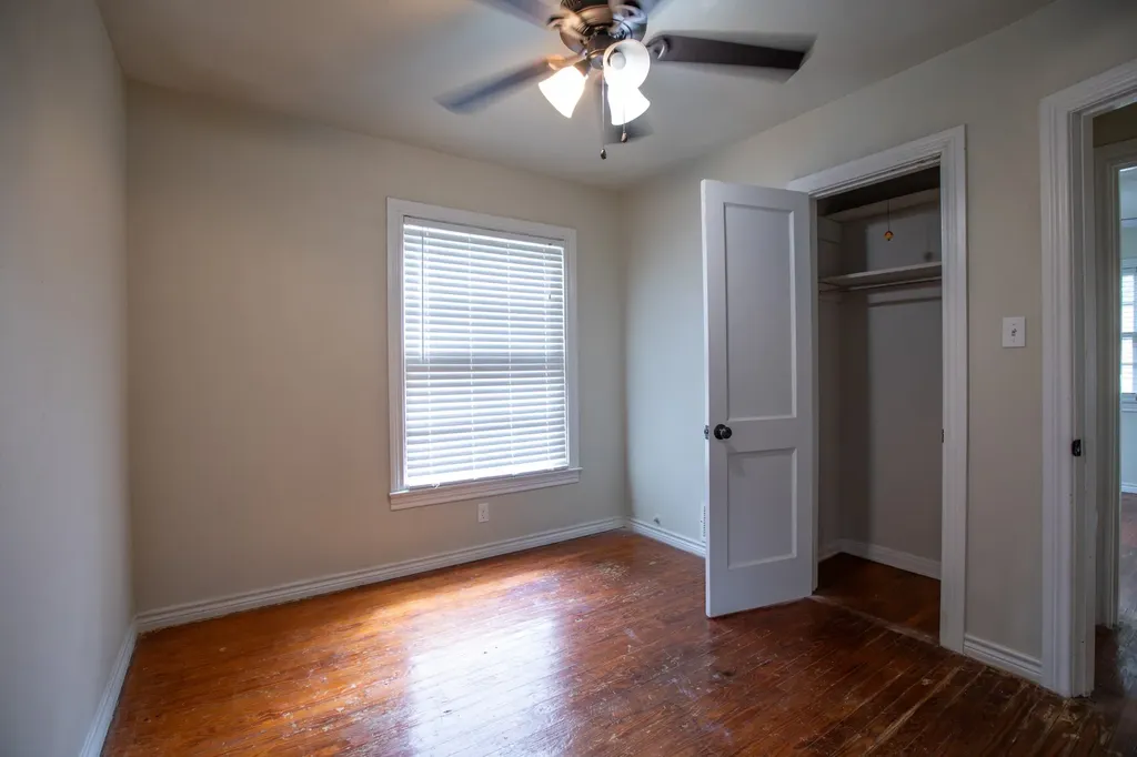 304 Roberts Avenue Terrell TX 75160