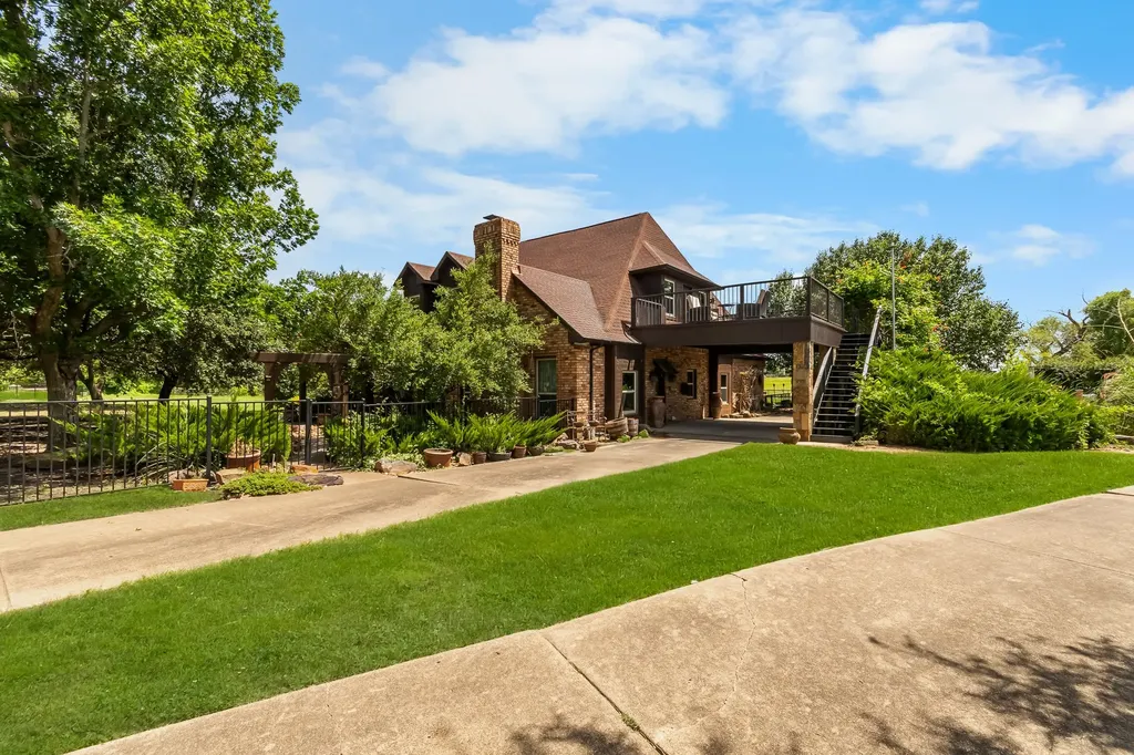 1990 Jordan Lane Rockwall TX 75032