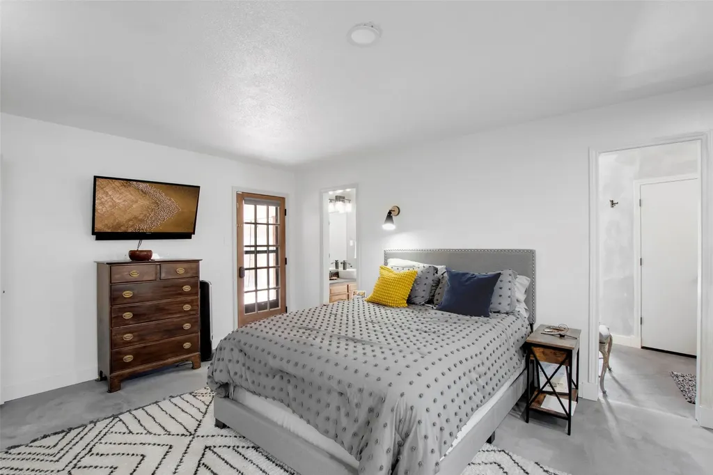 4209 Capilla Street Fort Worth TX 76133