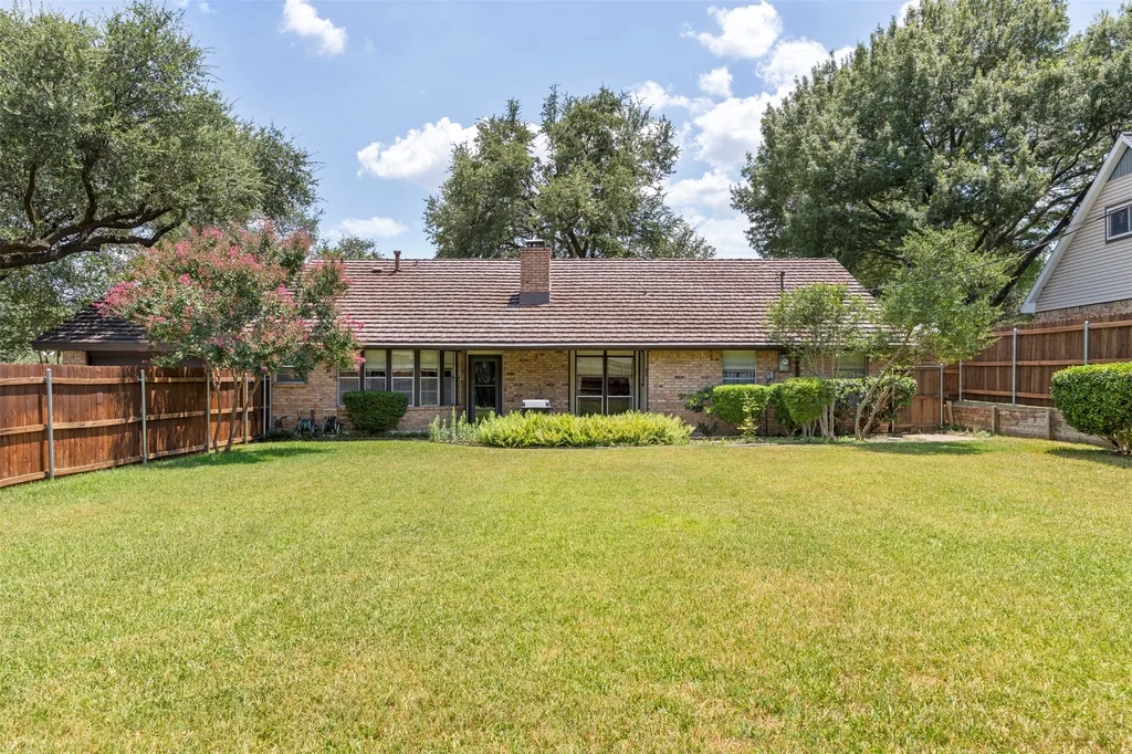903 Green Rock Drive Duncanville TX 75137