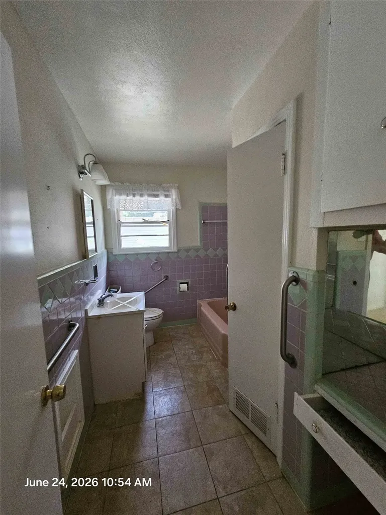 5100 Melbourne Drive Fort Worth TX 76114