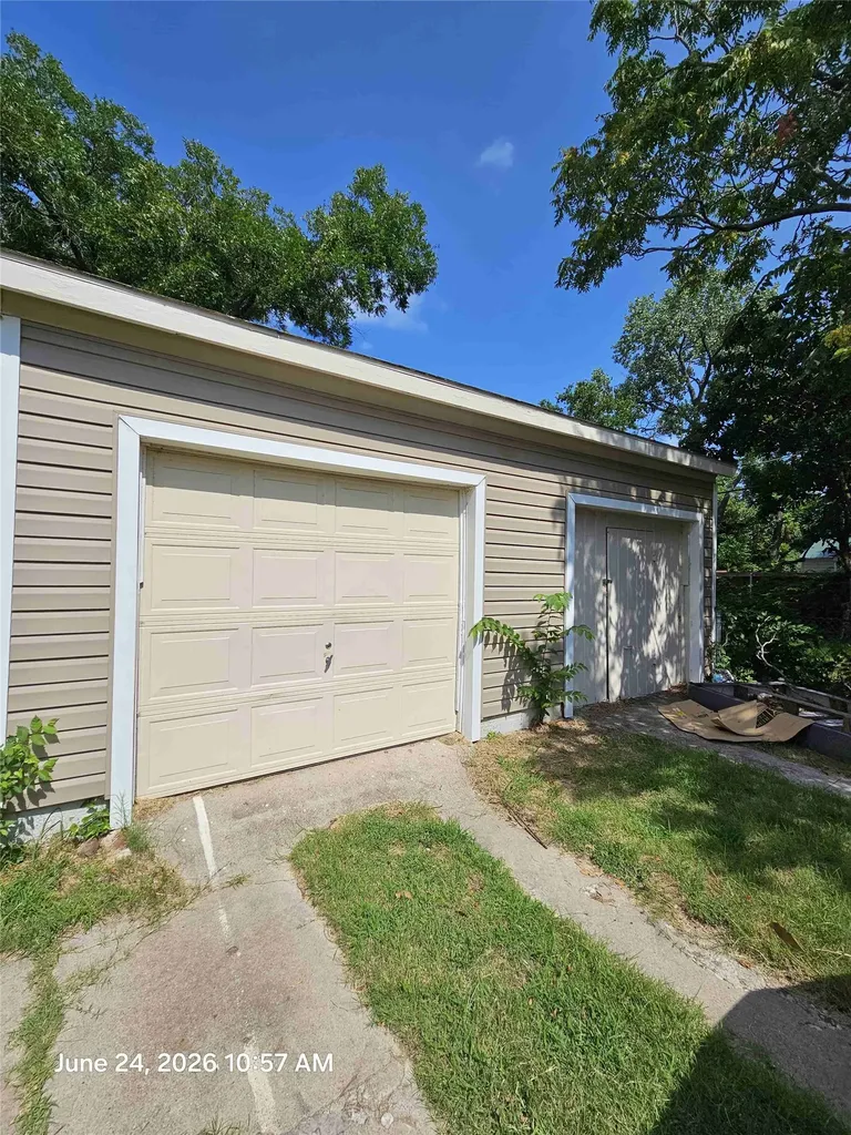 5100 Melbourne Drive Fort Worth TX 76114