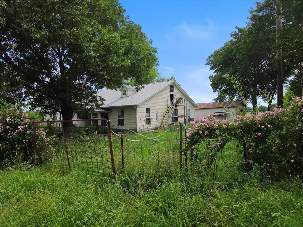 1917 County Road 1144 Miller Grove TX 75472