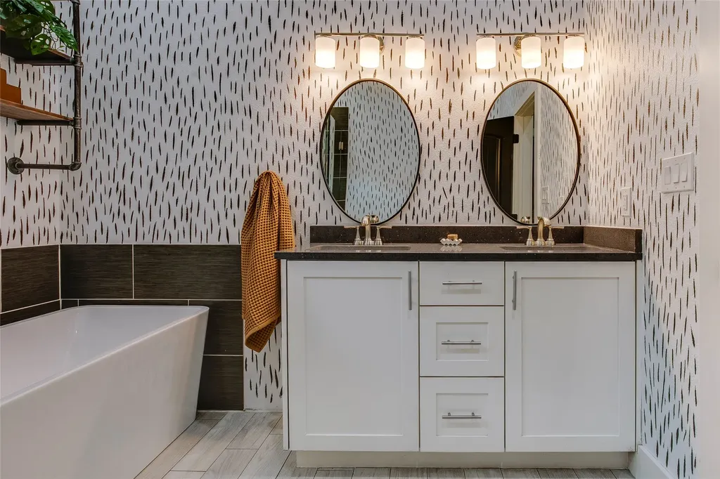 322 S Brighton Avenue Dallas TX 75208