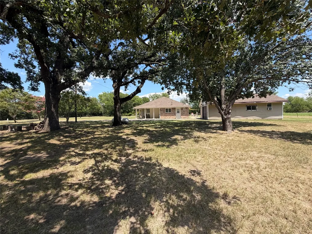 871 Vz County Road 2602 Wills Point TX 75169