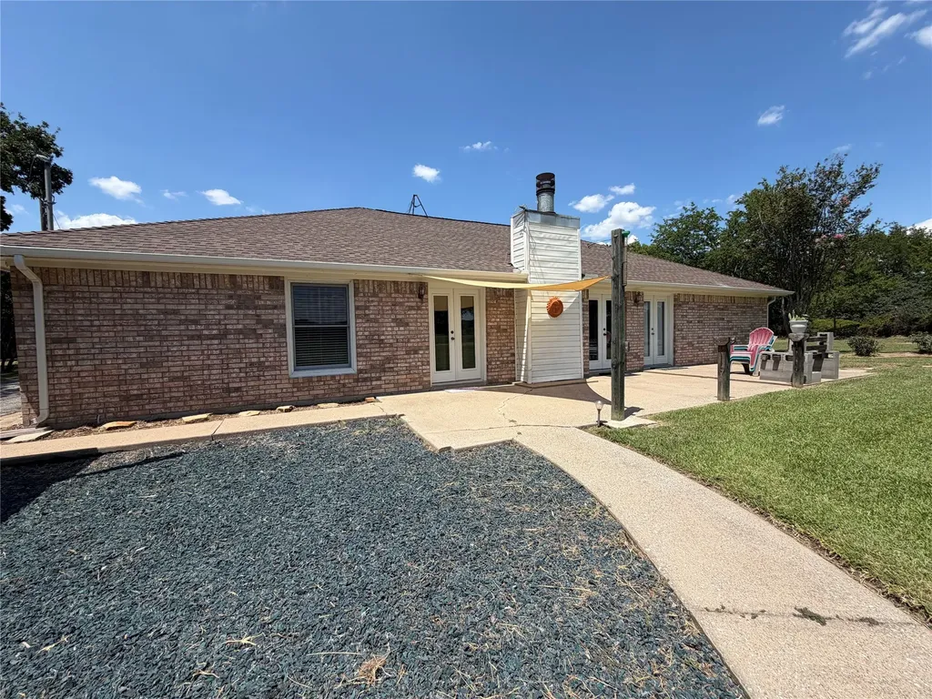 871 Vz County Road 2602 Wills Point TX 75169