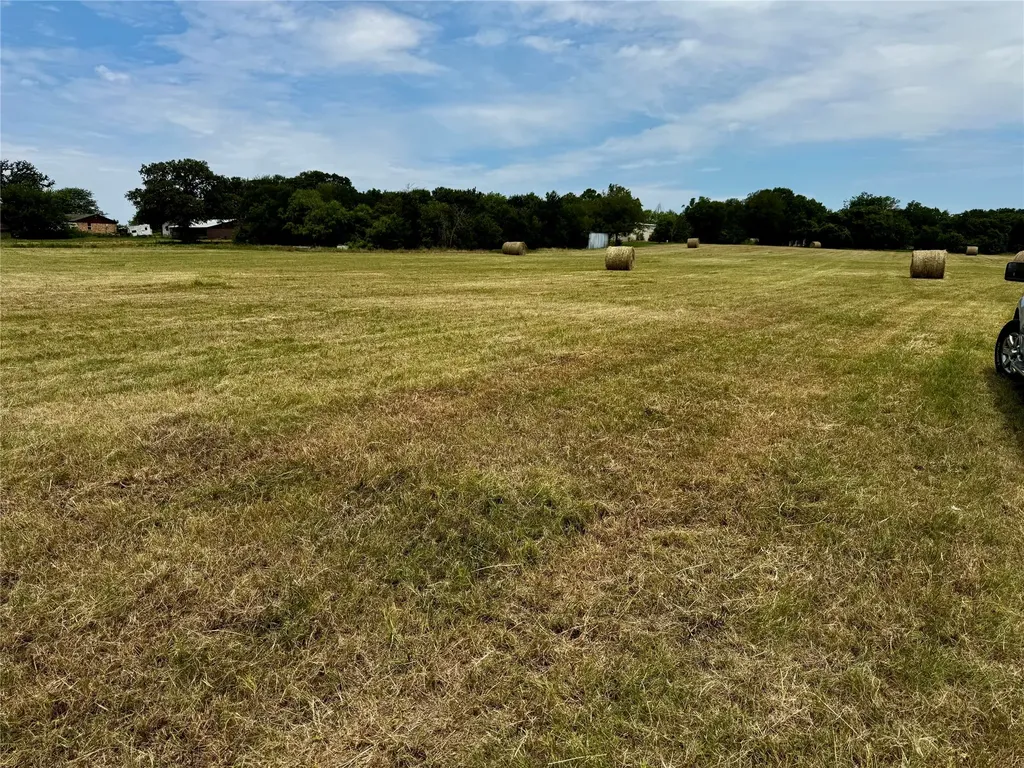 1438 Hurst Road Axtell TX 76624