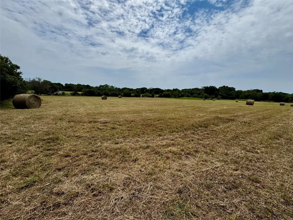 1438 Hurst Road Axtell TX 76624
