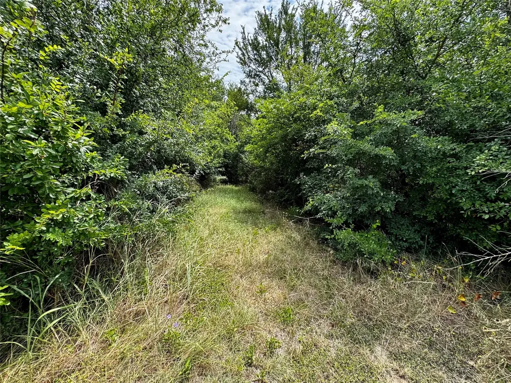 1438 Hurst Road Axtell TX 76624