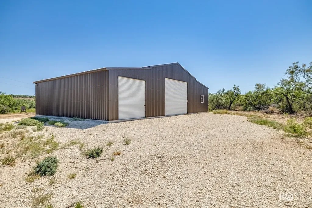 17001 Mustang Creek Road Paint Rock TX 76862