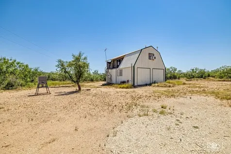 17001 Mustang Creek Road Paint Rock TX 76862