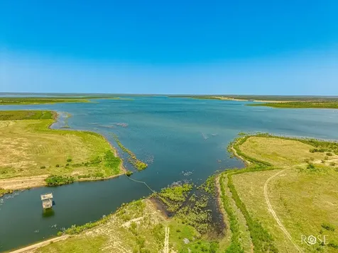 17001 Mustang Creek Road Paint Rock TX 76862