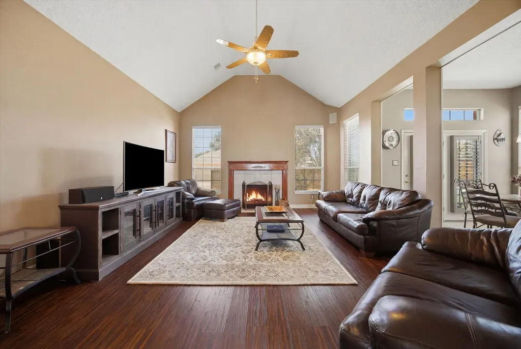 2205 Harborview Boulevard Rowlett TX 75088