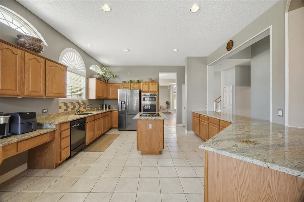 2205 Harborview Boulevard Rowlett TX 75088