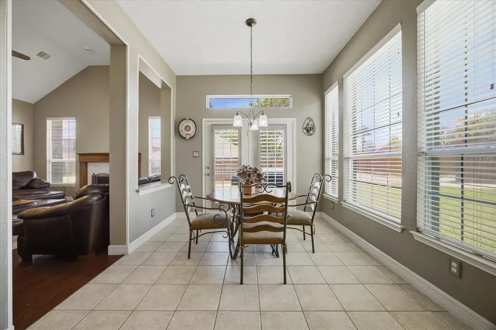2205 Harborview Boulevard Rowlett TX 75088