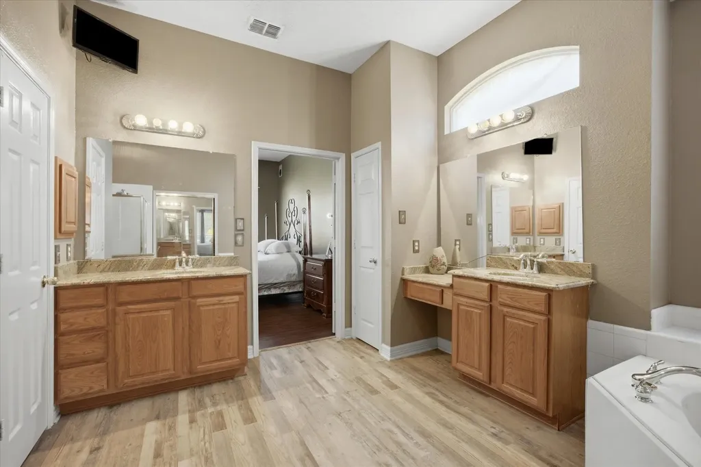 2205 Harborview Boulevard Rowlett TX 75088
