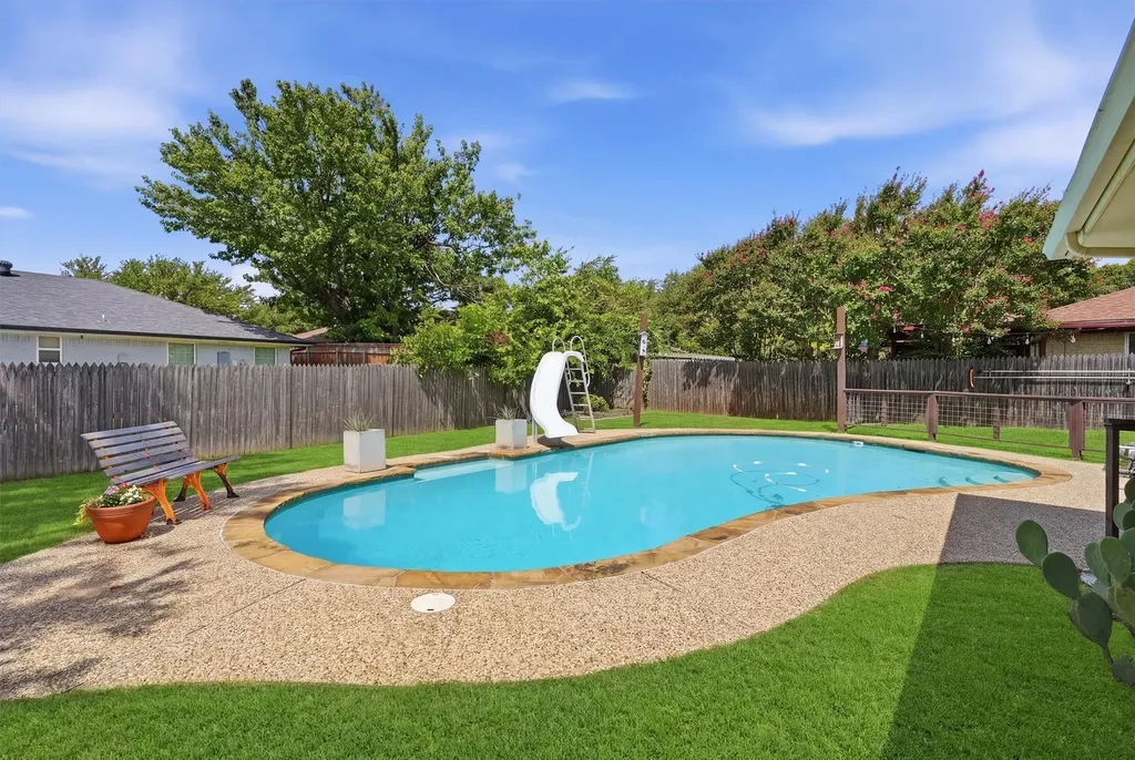 4025 Aragon Drive Fort Worth TX 76133