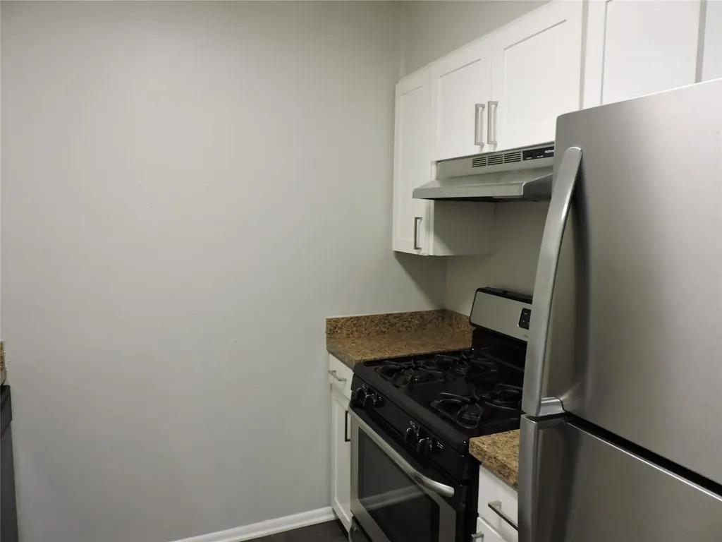 1513 Skyline Drive River Oaks TX 76114
