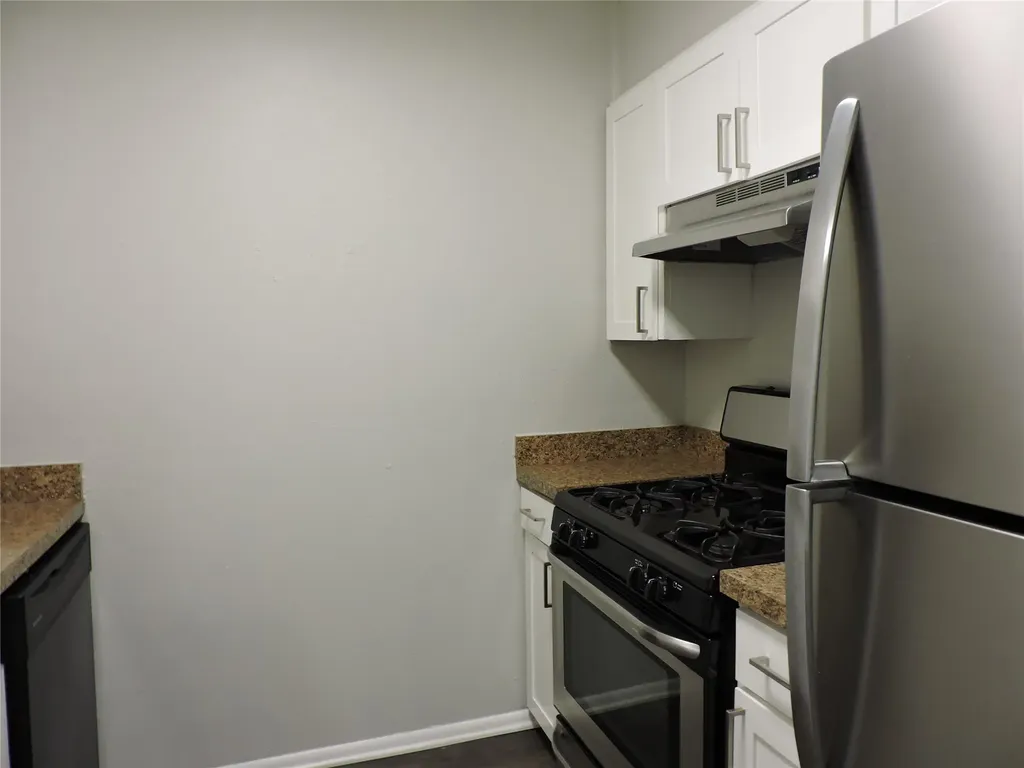 1513 Skyline Drive River Oaks TX 76114