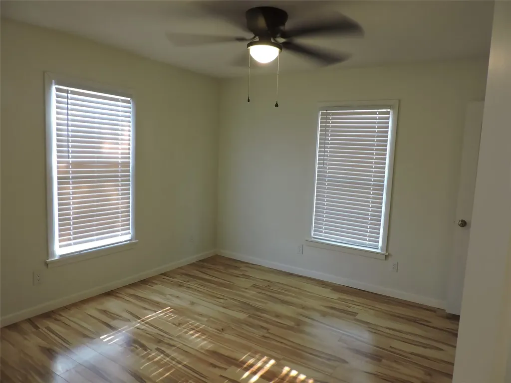 1513 Skyline Drive River Oaks TX 76114