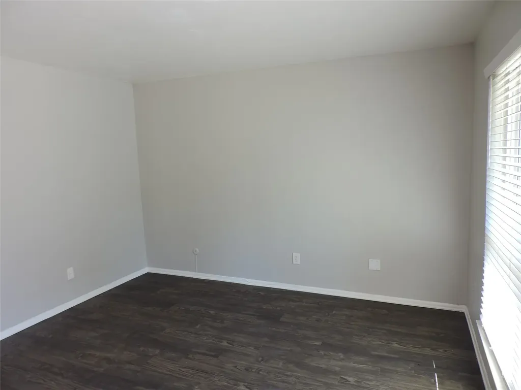 1513 Skyline Drive River Oaks TX 76114